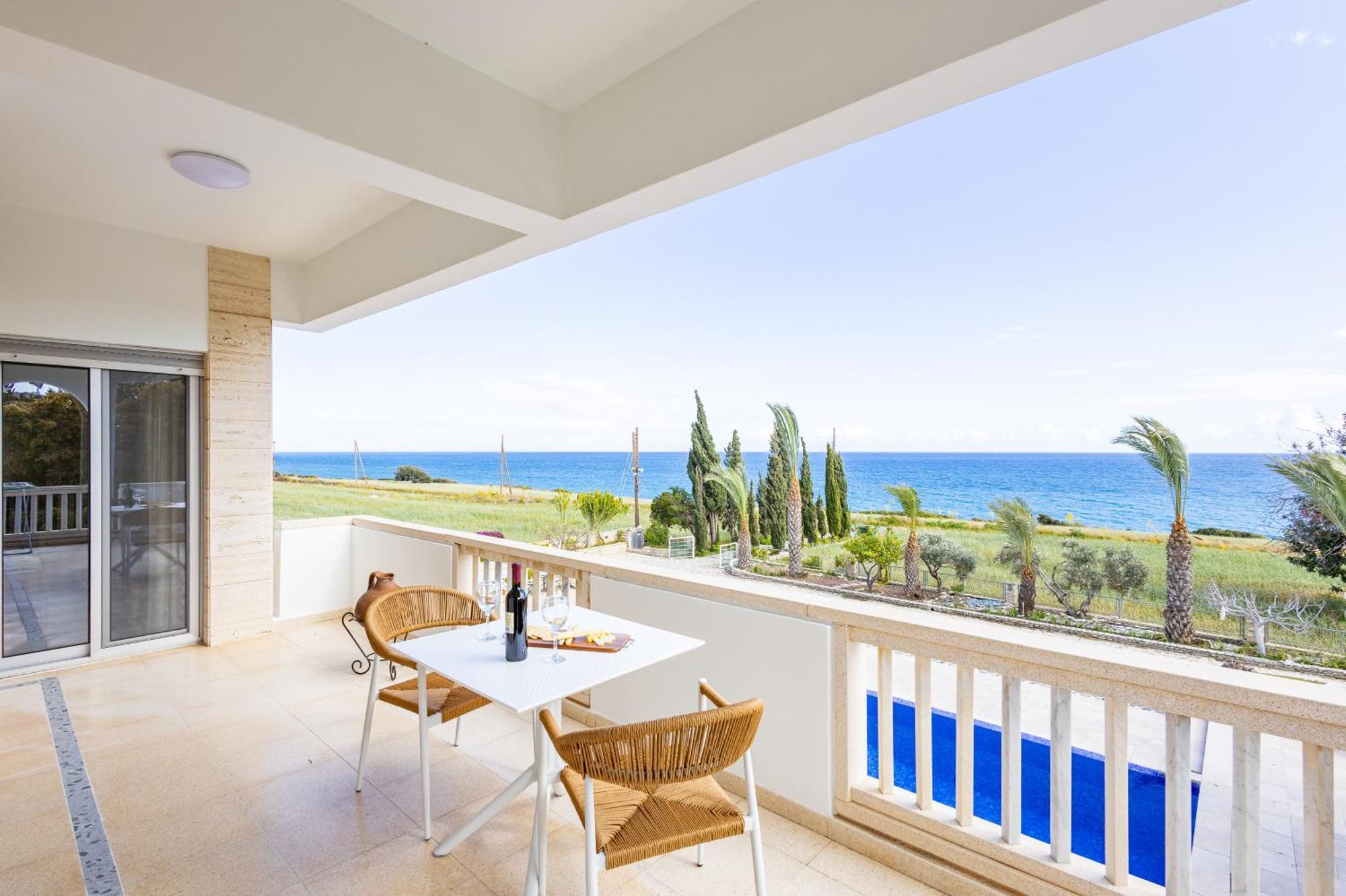 Villa Chrysta Agios Theodoros Eksteriør billede