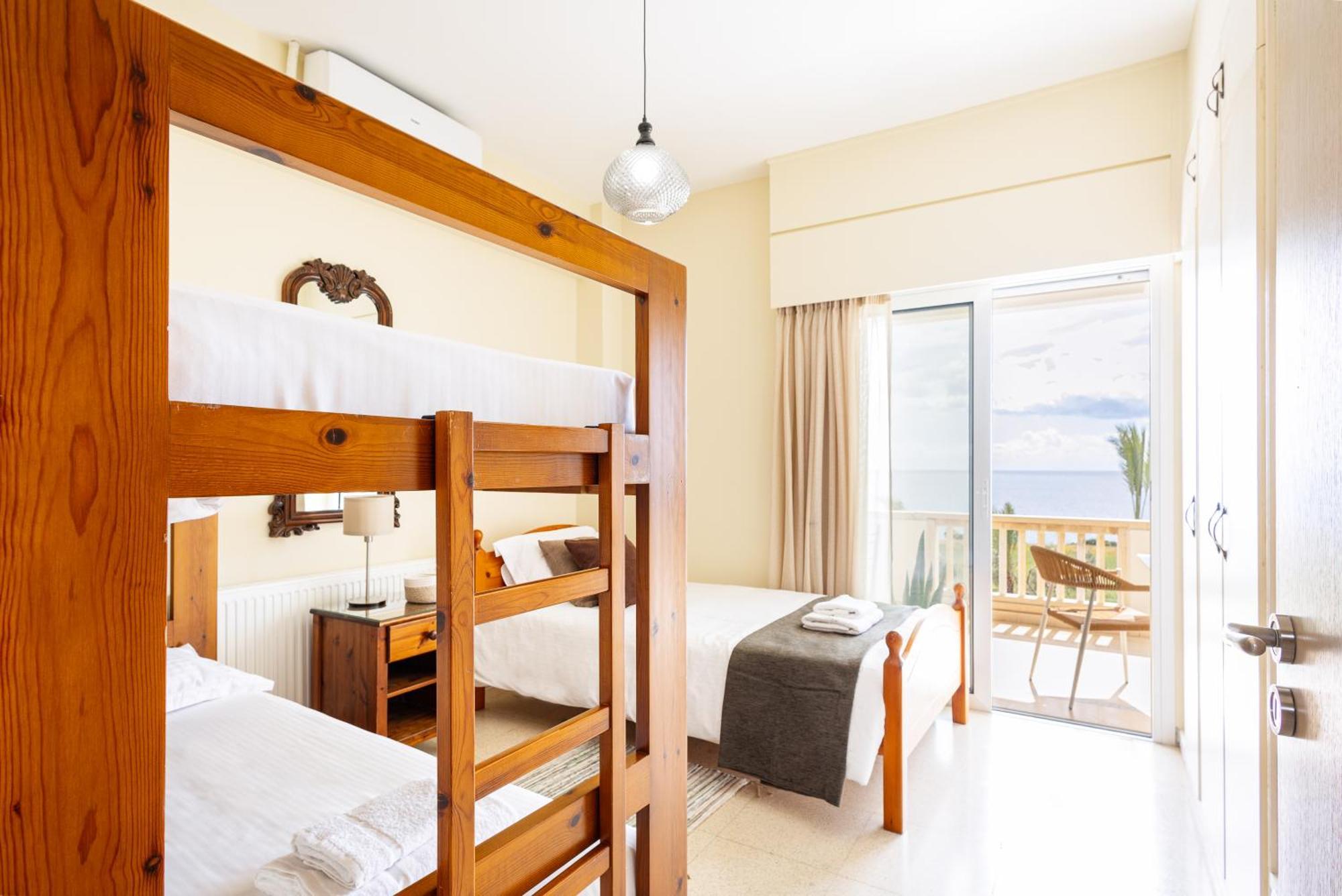 Villa Chrysta Agios Theodoros Eksteriør billede
